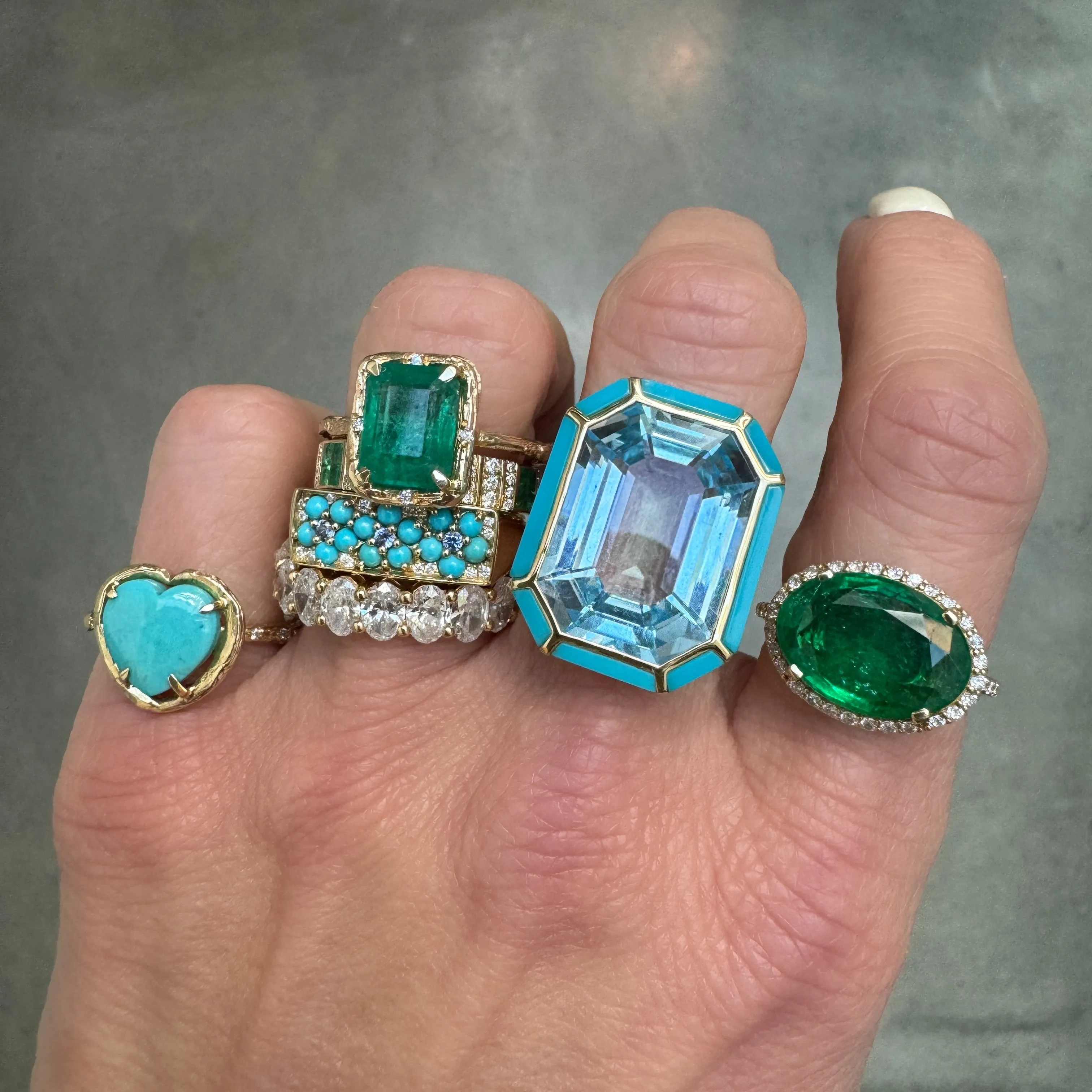 Emerald Glow Ring
